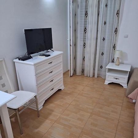 טיווט Apartmani P&M מראה חיצוני תמונה