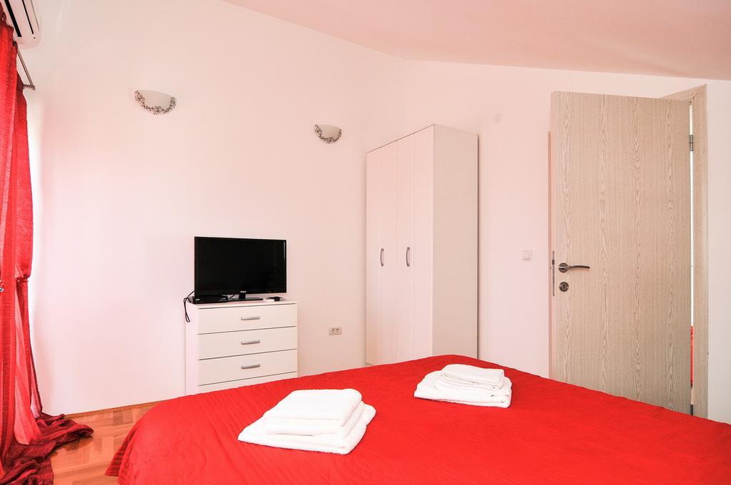 טיווט Apartmani P&M מראה חיצוני תמונה