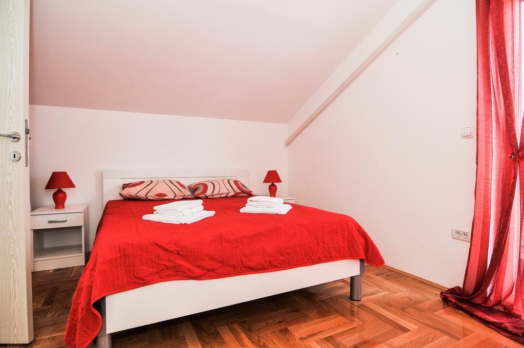 טיווט Apartmani P&M מראה חיצוני תמונה