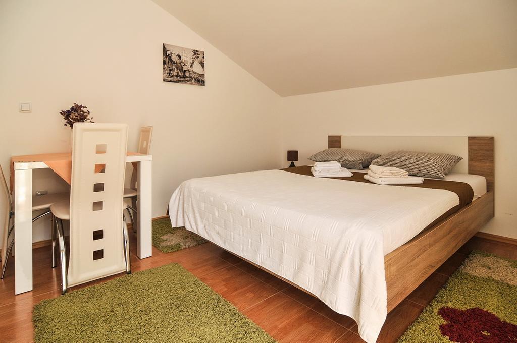 טיווט Apartmani P&M מראה חיצוני תמונה